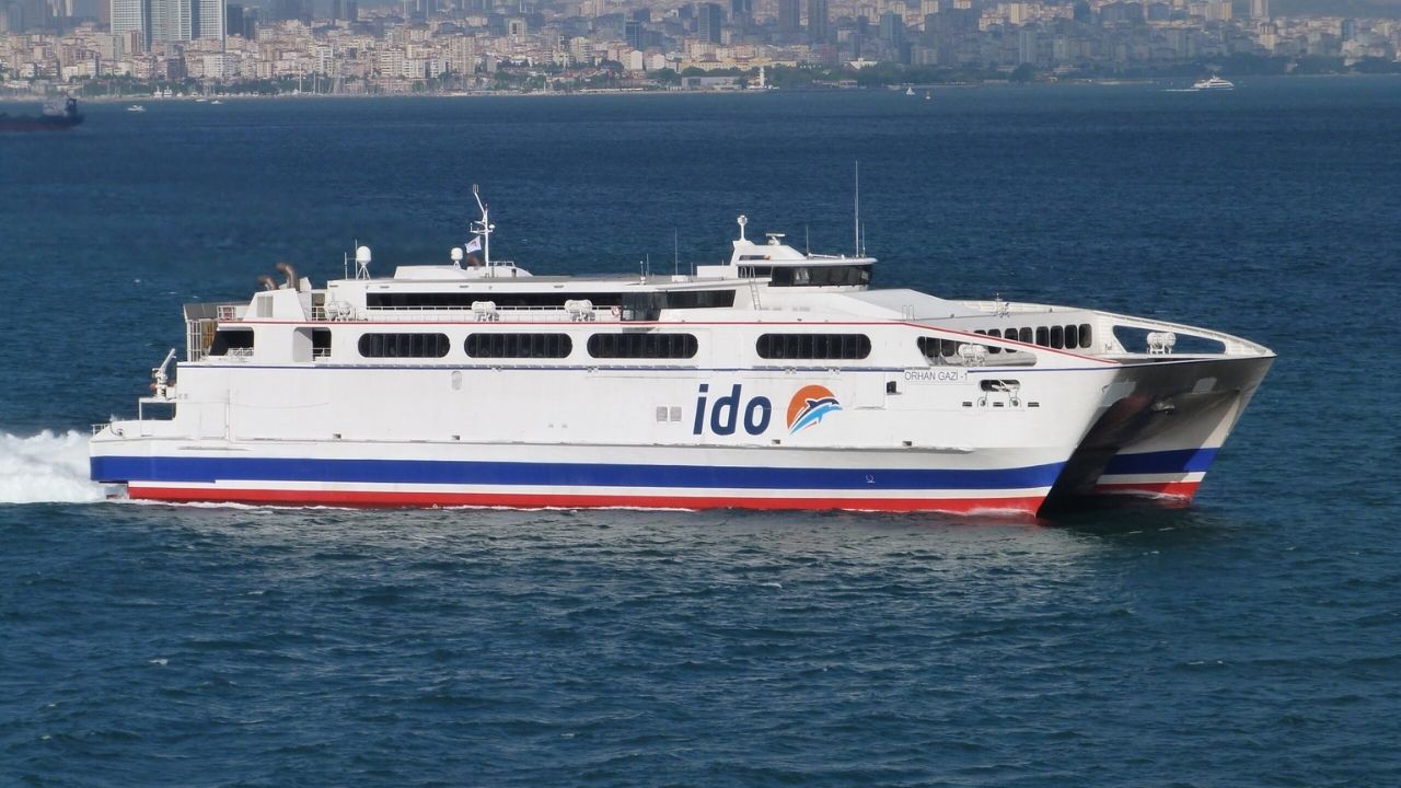 Bursa ve Çanakkale’de deniz ulaşımına olumsuz hava engeli!