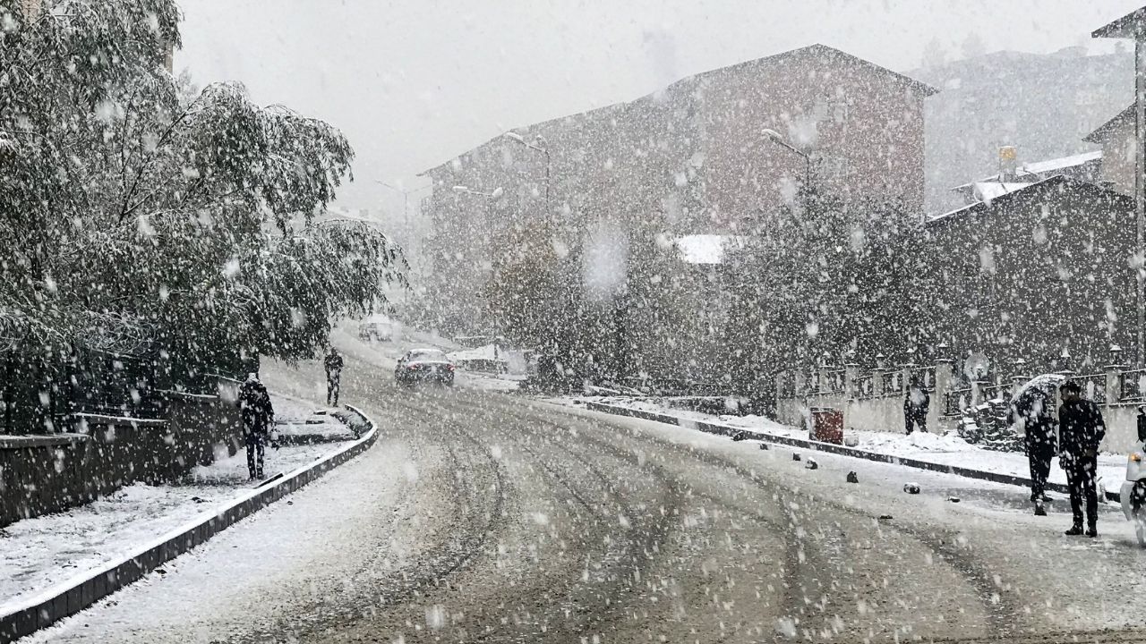 Meteoroloji’den 16 il için sarı kodlu kar yağışı uyarısı!