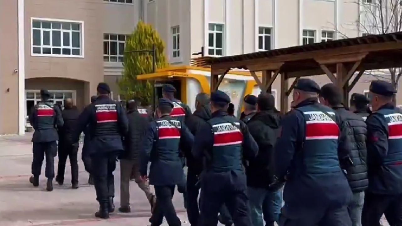 22 ilde FETÖ’ye yönelik KISKAÇ-38 operasyonu! 45 şüpheli yakalandı